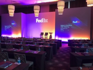 Seamless White AV-Drop Modular Backdrop with recessed center section with returns for corporate event