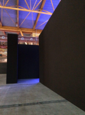 Black Flat AV-Drop Modular Backdrop walls for convention center entrance